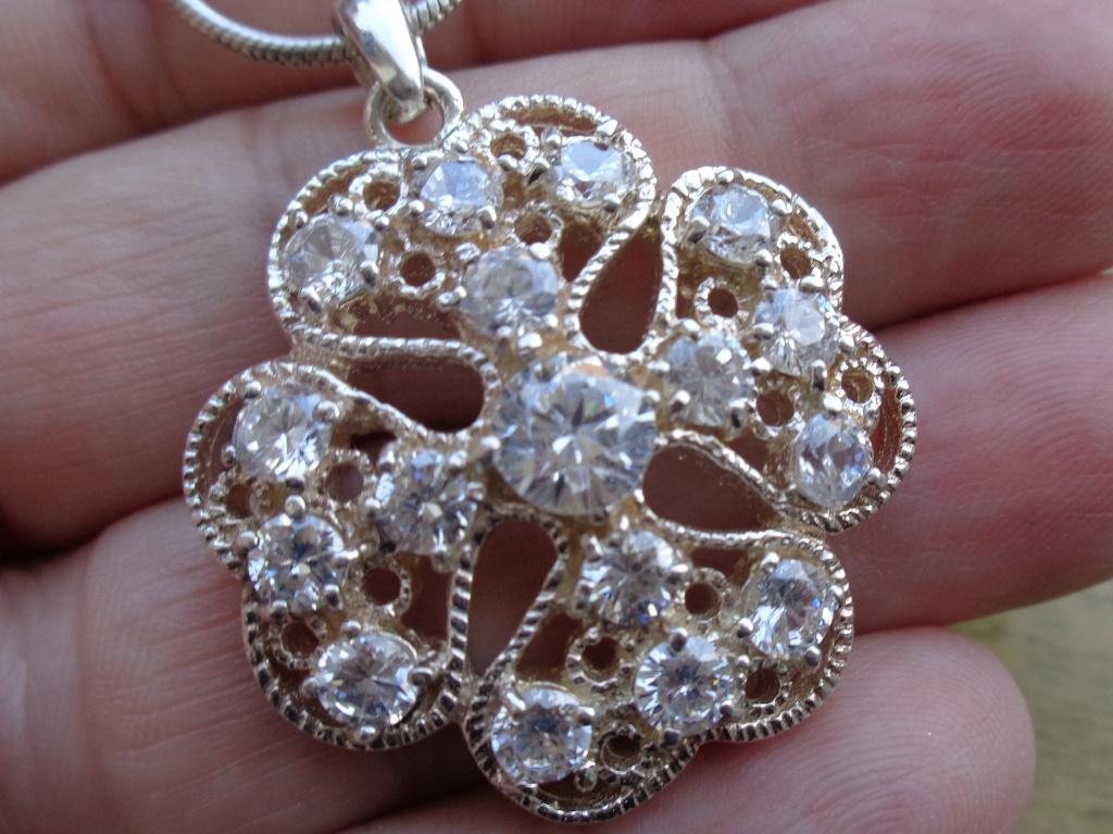 zilveren ketting met grote zilveren kristal hanger [962], Verzenden, Zo goed als nieuw, Met kristal, Zilver