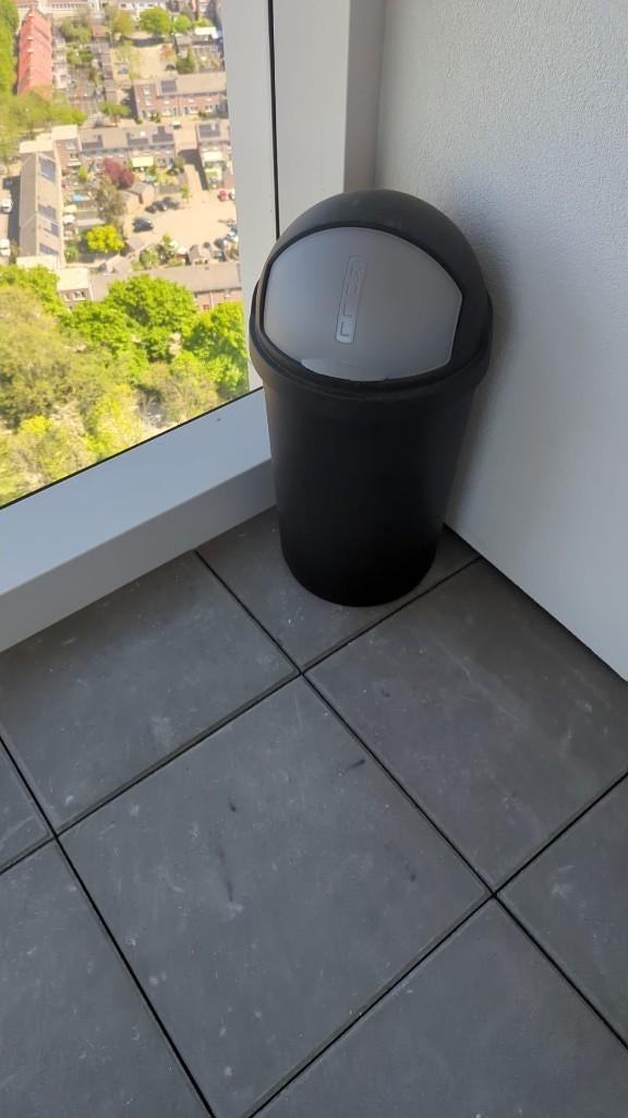 Curver Roll Prullenbak - 50 l - Zwart (schoon), Ophalen, Kunststof, Gebruikt, 50 tot 75 cm