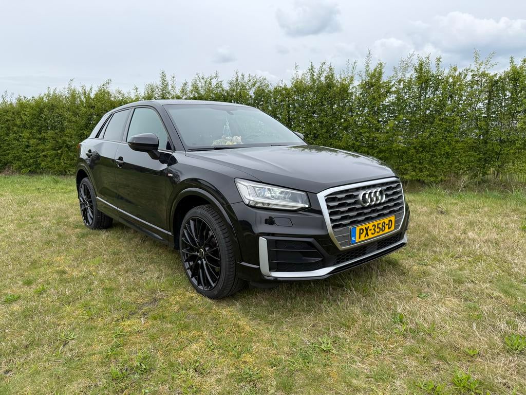 Audi Q2 S-Line, Auto's, 4 cilinders, Zwart, 1395 cc, 19 km/l
