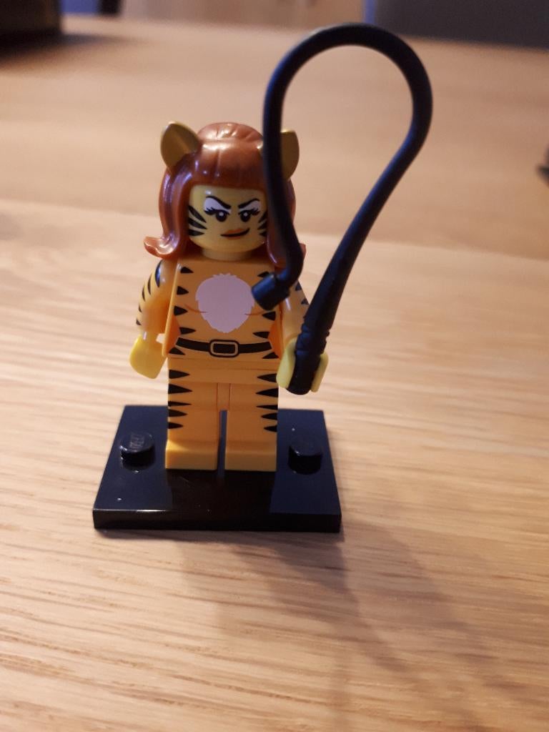 71010-9	lego monster mini fig. Tiger woman, Lego, Nieuw, Ophalen of Verzenden, Minifiguren serie