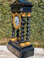Antieke Franse kolom pendule €125.  48 cm hoog, Antiek en Kunst, Ophalen