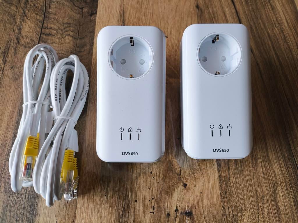 Nieuwe set Devolo DVS650 Powerline Adapters, Ophalen of Verzenden, Nieuw, Router, DVS