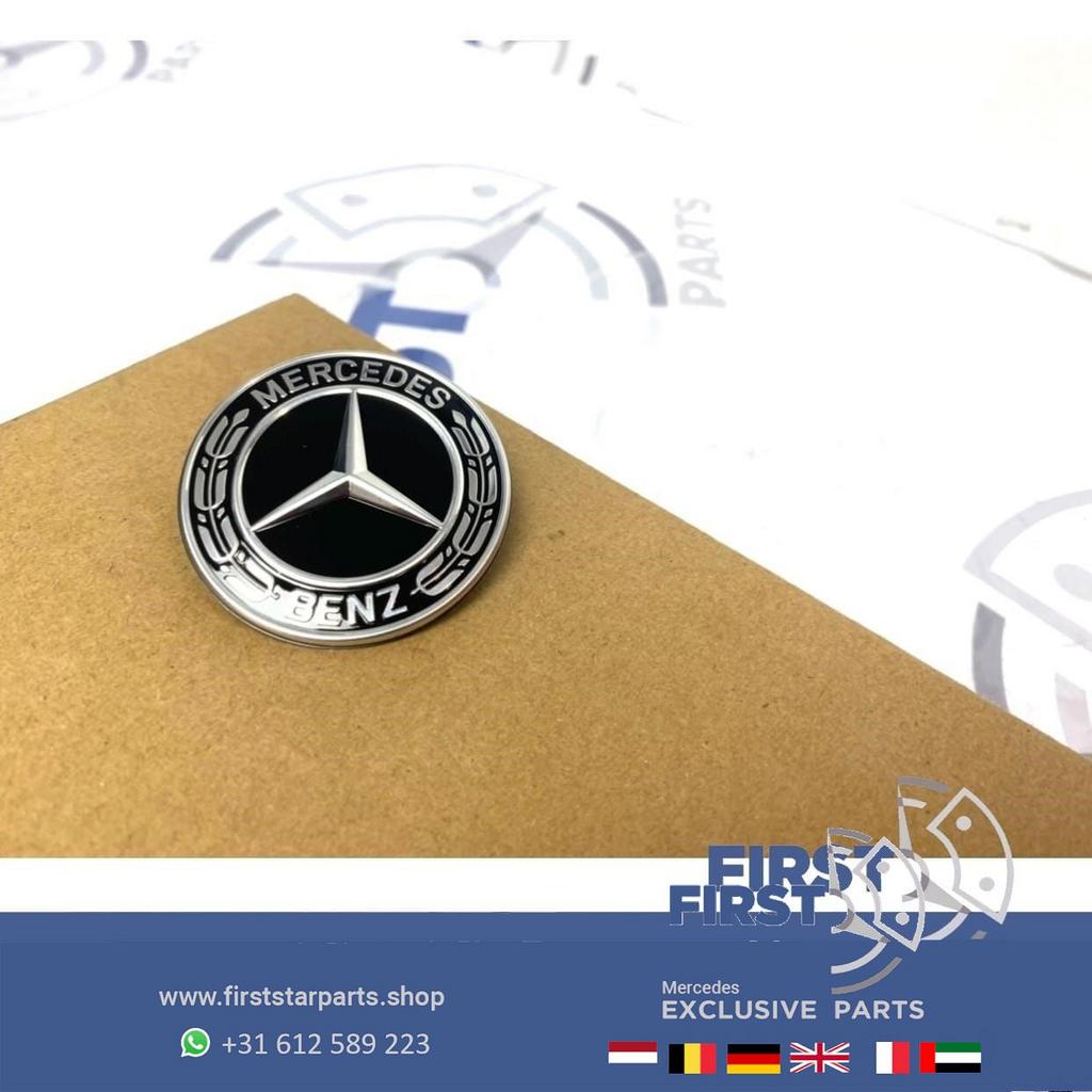 origineel Mercedes VOORBUMPER LOGO EMBLEEM ZWART AMG W176 W1, Gebruikt, -, Ophalen of Verzenden, -