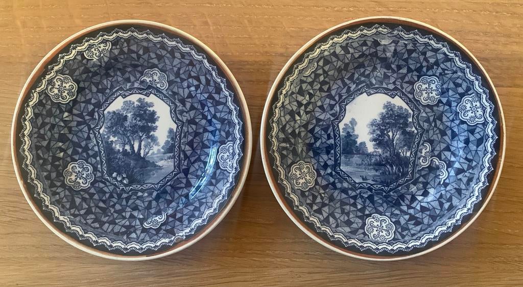 2 wandborden van Villeroy & Boch 1890-1910, Ophalen of Verzenden
