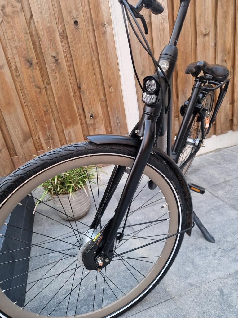 Zeer nette Gazelle Esprit H49 zwart 28inch, Fietsen en Brommers, Ophalen, Minder dan 10 versnellingen, 47 tot 50 cm, Zo goed als nieuw