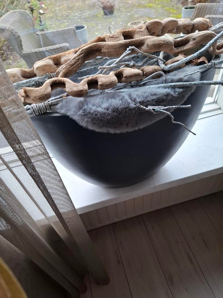 Mooie zware bloempot van intratuin, Ophalen of Verzenden, Zo goed als nieuw, Grijs