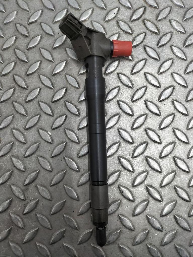 MAZDA CX-5 BRANDSTOF INJECTOR / VERSTUIVER SH0113H50 2014, Ophalen of Verzenden, Gebruikt, Stiba lid