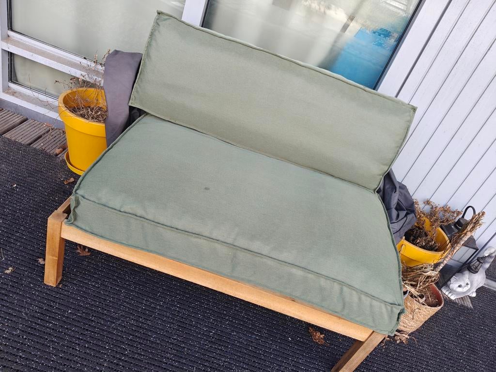 "pallet"bankje met kussens BIEDEN, Tuin en Terras, Tuinbanken, Ophalen, Gebruikt, Hout