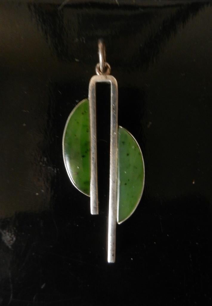 Sterling zilveren hanger met jade Niels Erik From Noorwegen, Sieraden, Tassen en Uiterlijk, Antieke sieraden, Ophalen of Verzenden