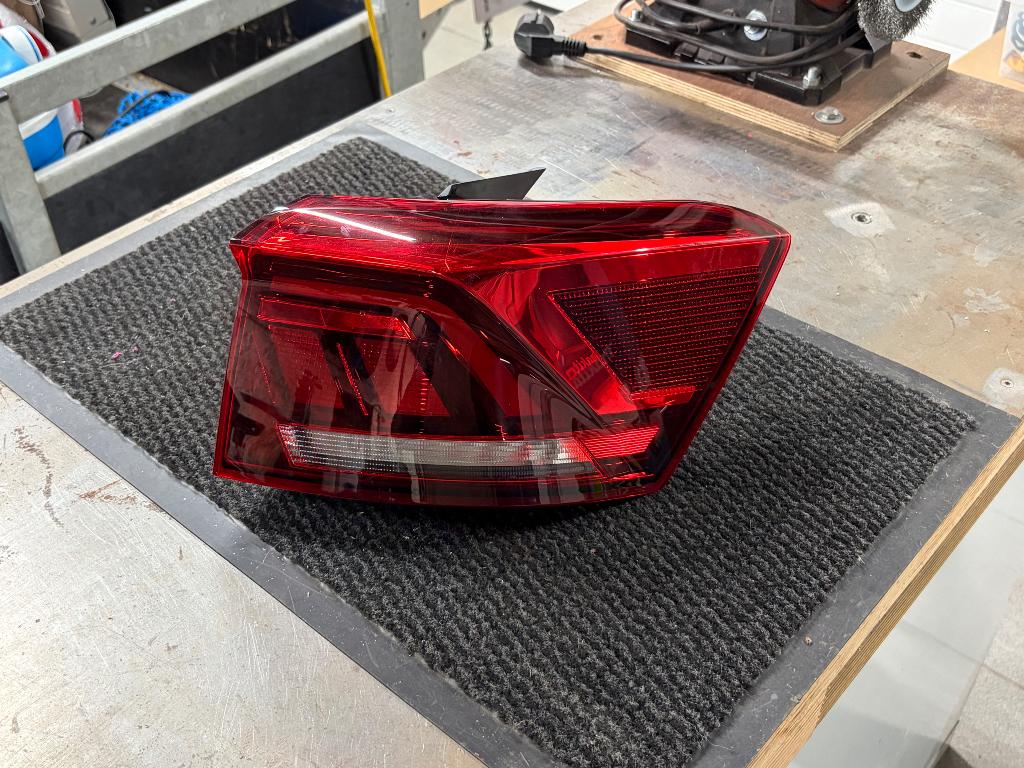 Vw t roc achterlicht rechts, Auto-onderdelen, Ophalen, Gebruikt, Volkswagen