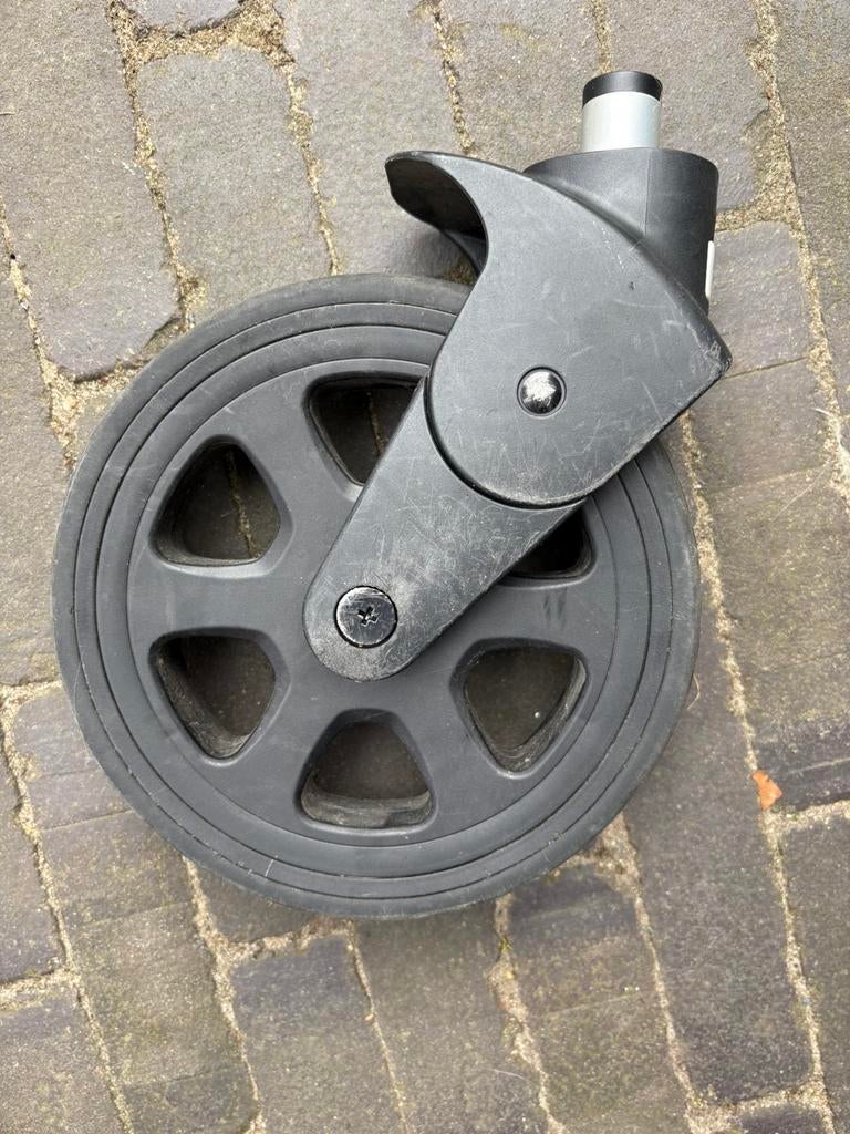 Wiel joolz geo 2, Ophalen, Gebruikt