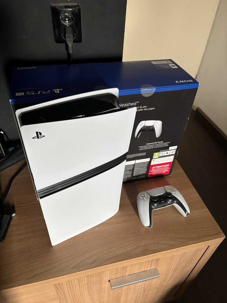 SONY PS5 PRO (2025) 2TB, Ophalen, Zo goed als nieuw