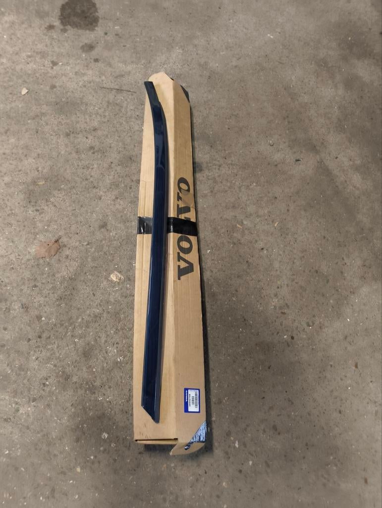 Volvo V70 2000-2007 A stijl buitenzijde NOS, Auto-onderdelen, Carrosserie en Plaatwerk, Achterklep, Voor, Nieuw, Ophalen of Verzenden