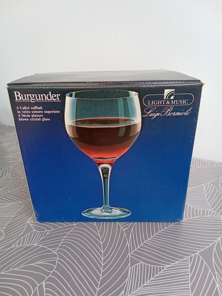 Burgunder Luigi Bormioli  kristale wijnglazen nieuw, Ophalen
