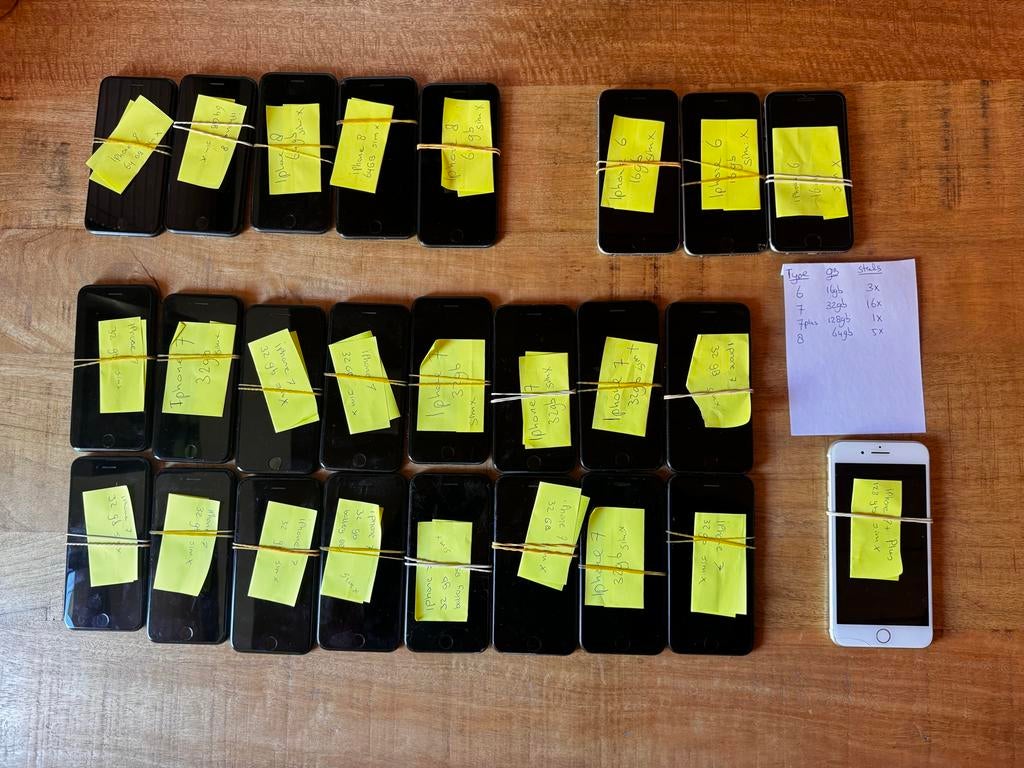 Partij van 25 iPhones (6, 7, 7 Plus, 8) – Handel/Opknappen, Telecommunicatie, Mobiele telefoons | Apple iPhone, Gebruikt, Overige modellen