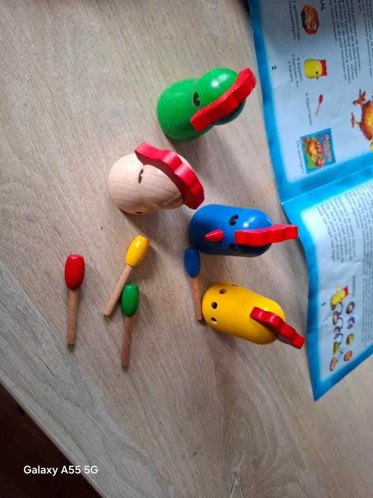 Jakkiebak! Kippenkak! Bordspel - Zo goed als nieuw, Hobby en Vrije tijd, Gezelschapsspellen | Bordspellen, Postbus 123, 6700 AC Wageningen