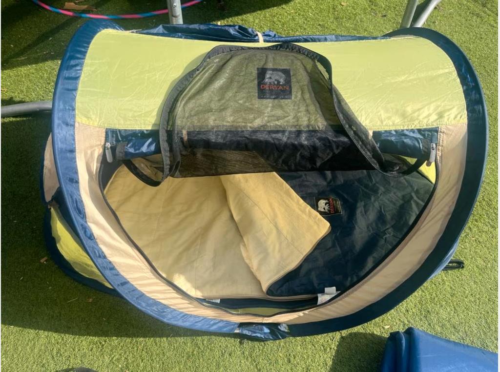Deryan Peuter Tentje met Slaapzak en Zelfopblaasbaar Matras, Ophalen, Gebruikt, Reisbedje