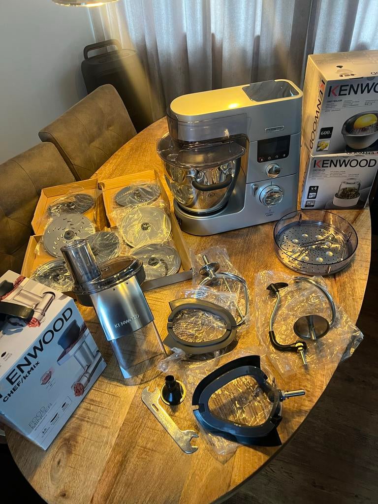 Kenwood Cooking Chef KCC90 met toebehoren, 4 liter of meer, Ophalen, Zo goed als nieuw, 3 snelheden of meer
