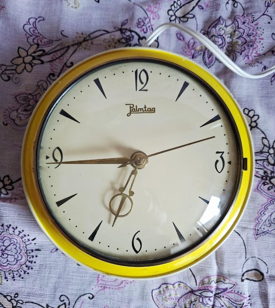 Vintage Originele Jacob PALMTAG Industriële klok geel, Ophalen of Verzenden, Gebruikt, Analoog, Wandklok
