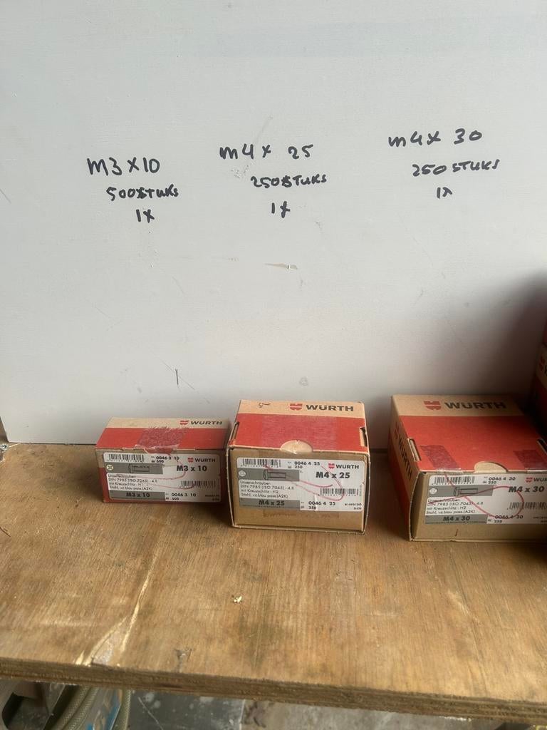 Boutjes, Ophalen, Nieuw, Minder dan 50 mm