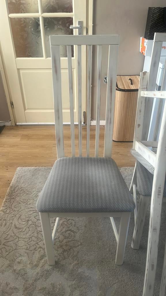 4 stoelen, Ophalen, Zo goed als nieuw, Wit, Vier