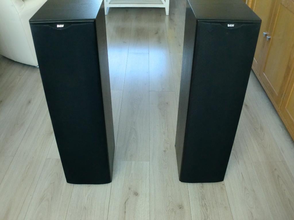 Bowers and Wilkins DM603 S1 te beluisteren B&W nette staat., Refurbished, Ophalen of Verzenden, 60 tot 120 watt, Bowers & Wilkins (B&W)