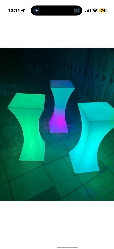 3 LED statafels - Verlichte statafels voor feestjes, Huis en Inrichting, Tafels | Statafels, Gebruikt, Ophalen