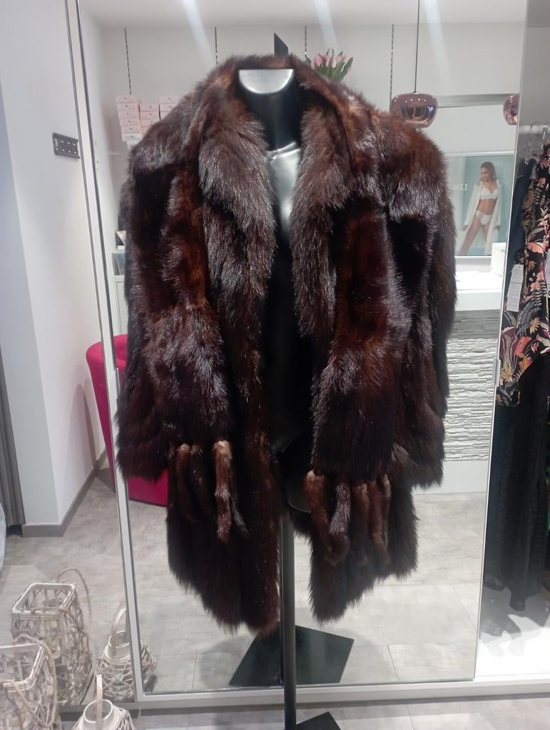 Luxe bontjas van nerts, maat M, zo goed als nieuw, Maat 38/40 (M), Bruin, Ophalen of Verzenden, Onbekend