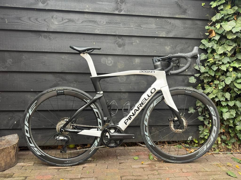 Pinarello Dogma F – maat 56cc – Scope carbon wielen, Carbon, Zo goed als nieuw, Meer dan 20 versnellingen, 53 tot 57 cm