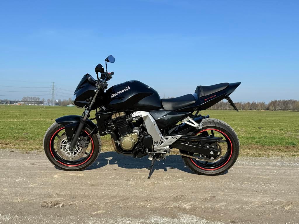 Kawasaki Z750 (2006) – Naked bike met karakter en upgrades, Particulier, Naked bike