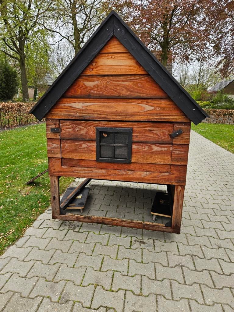 Kippenhok van Douglas hout., Ophalen, Kippenhok of Kippenren