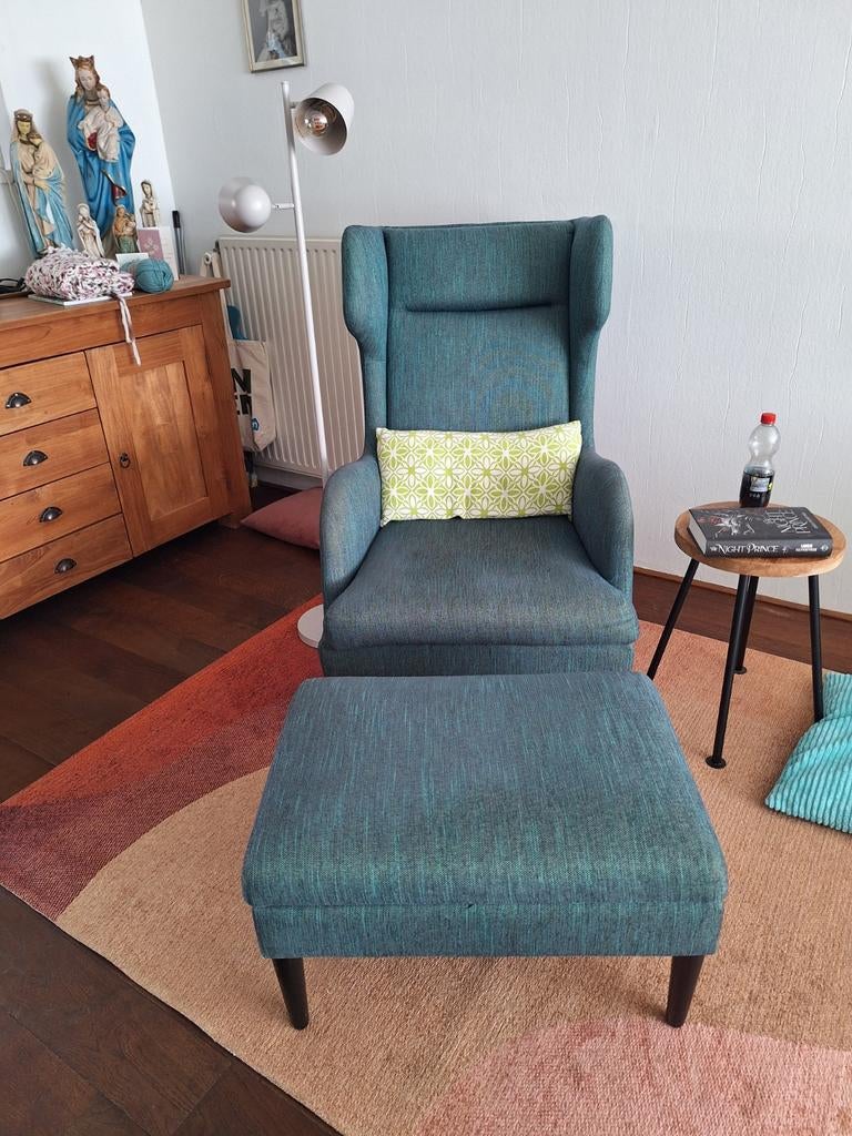 Groene oorfauteuil met voetenbank - Comfortabel en stijlvol, Huis en Inrichting, Fauteuils, Ophalen, Klassiek, Modern, Comfort