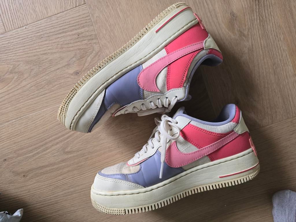 Nike Air Force 1 Shadow
Maat 37.5, Ophalen of Verzenden, Gedragen, Sneakers of Gympen