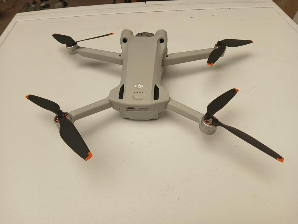 DJI Mini 3 Pro Drone - Zo goed als nieuw, Ophalen, 30 tot 45 minuten, Cameradrone, 5 tot 10 kilometer