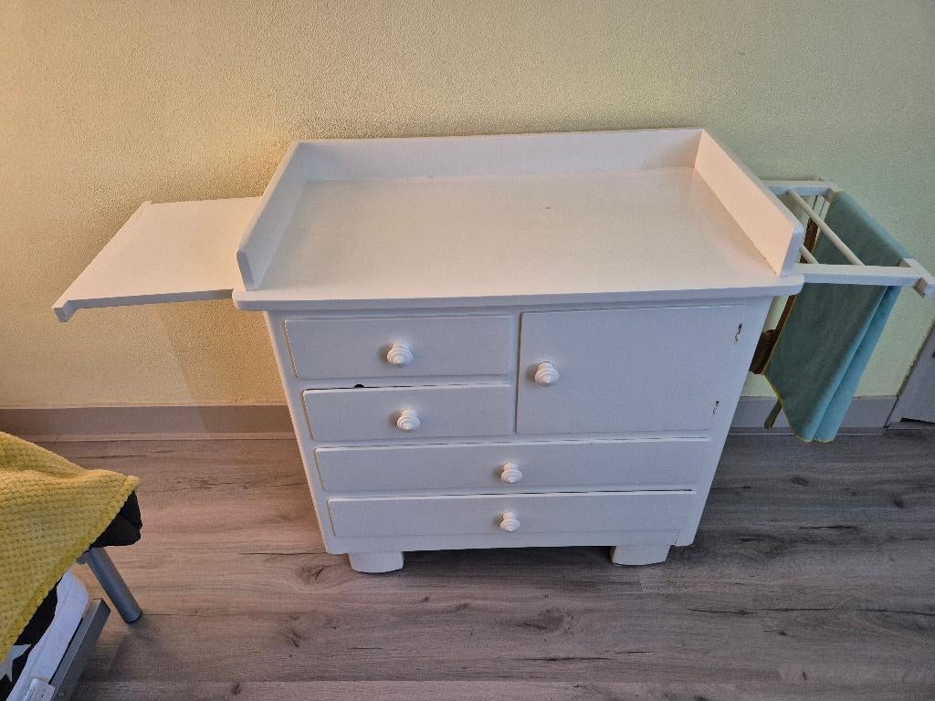 kommode, Gebruikt, 50 tot 70 cm, 75 tot 100 cm, Voetruimte