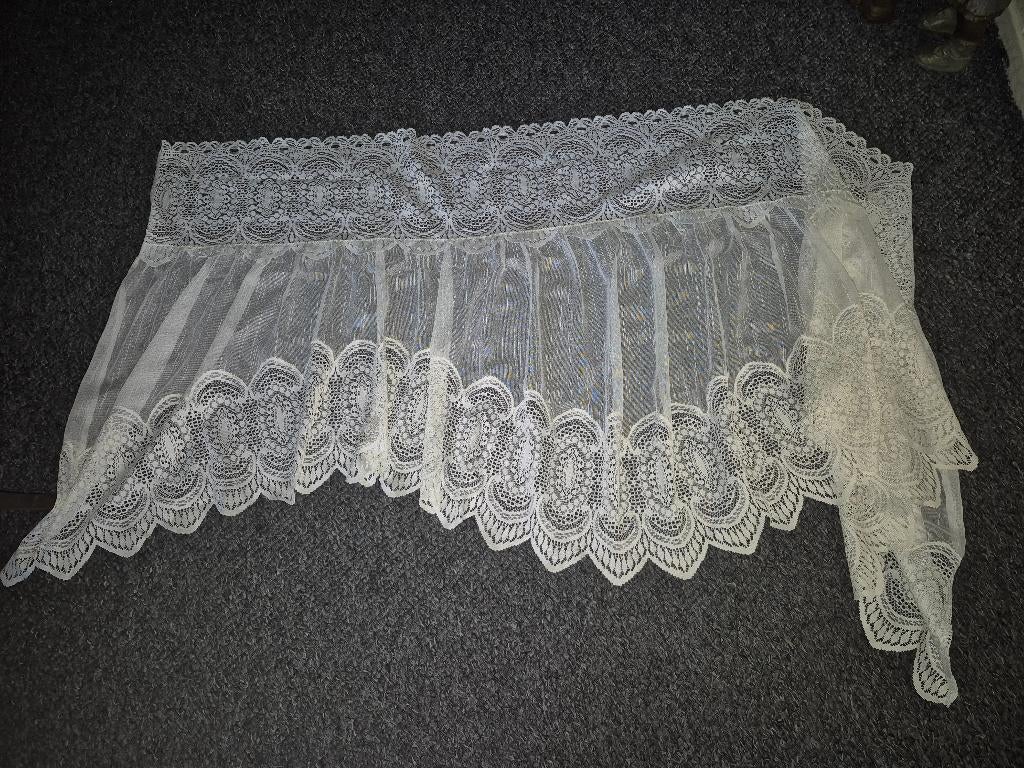 mooi valletje, Wit, 150 tot 200 cm, Ophalen of Verzenden, Zo goed als nieuw