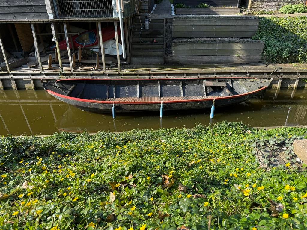Geklonken tuindersvlet 6,5m met bun voor buitenboordmotor, Ophalen, Gebruikt, Staal, Overige brandstoffen