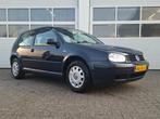 Volkswagen Golf 1.4 55KW 2002 I NAP I NWE APK I TREKHAAK, Auto's, Volkswagen, Voorwielaandrijving, 74 pk, Zwart, Blauw
