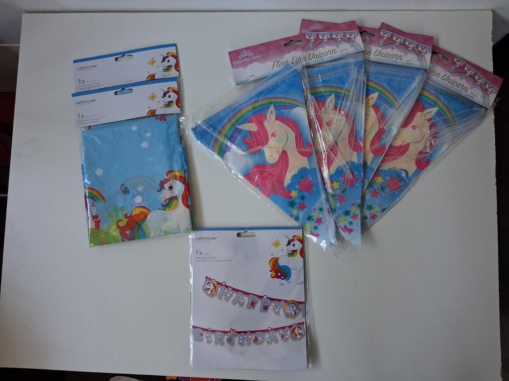 Unicorn Verjaardag Pakket: Tafelkleden, Vlaggenlijn, Slinger, Ophalen of Verzenden, Nieuw, Versiering, Verjaardag