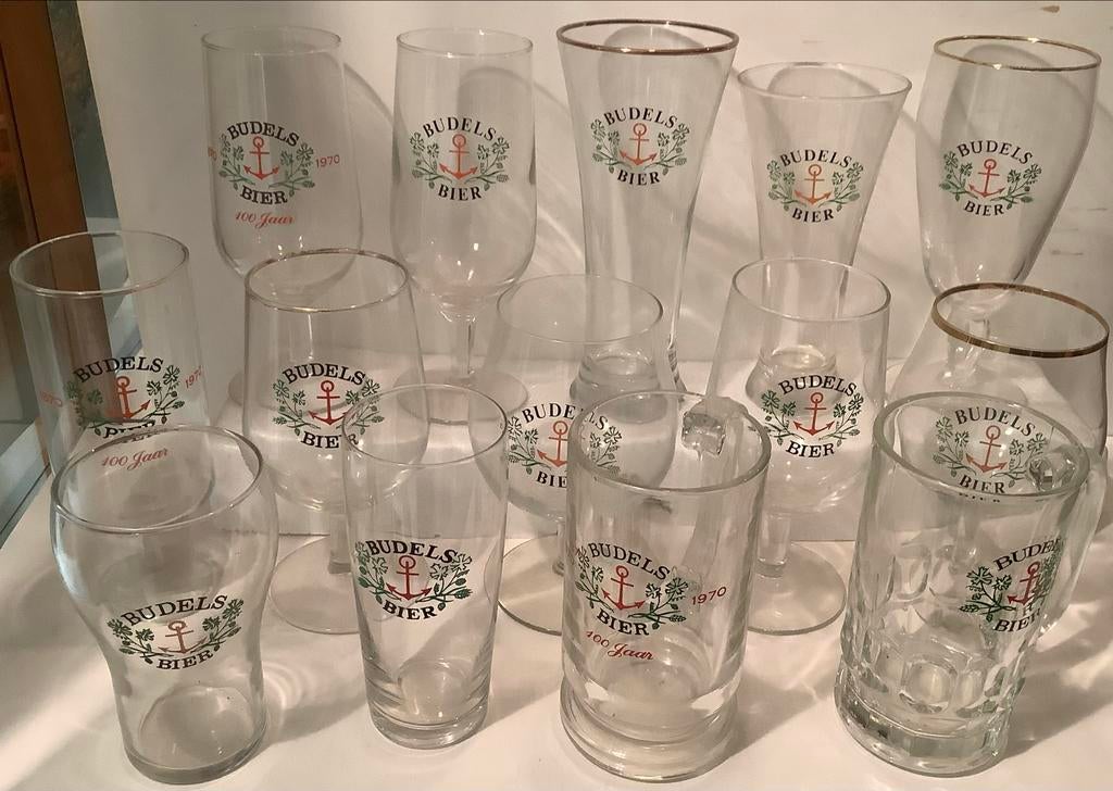 Grote verzameling Budels bierglazen en meer, Verzamelen, Biermerken, Ophalen, Gebruikt, Glas of Glazen, Overige merken