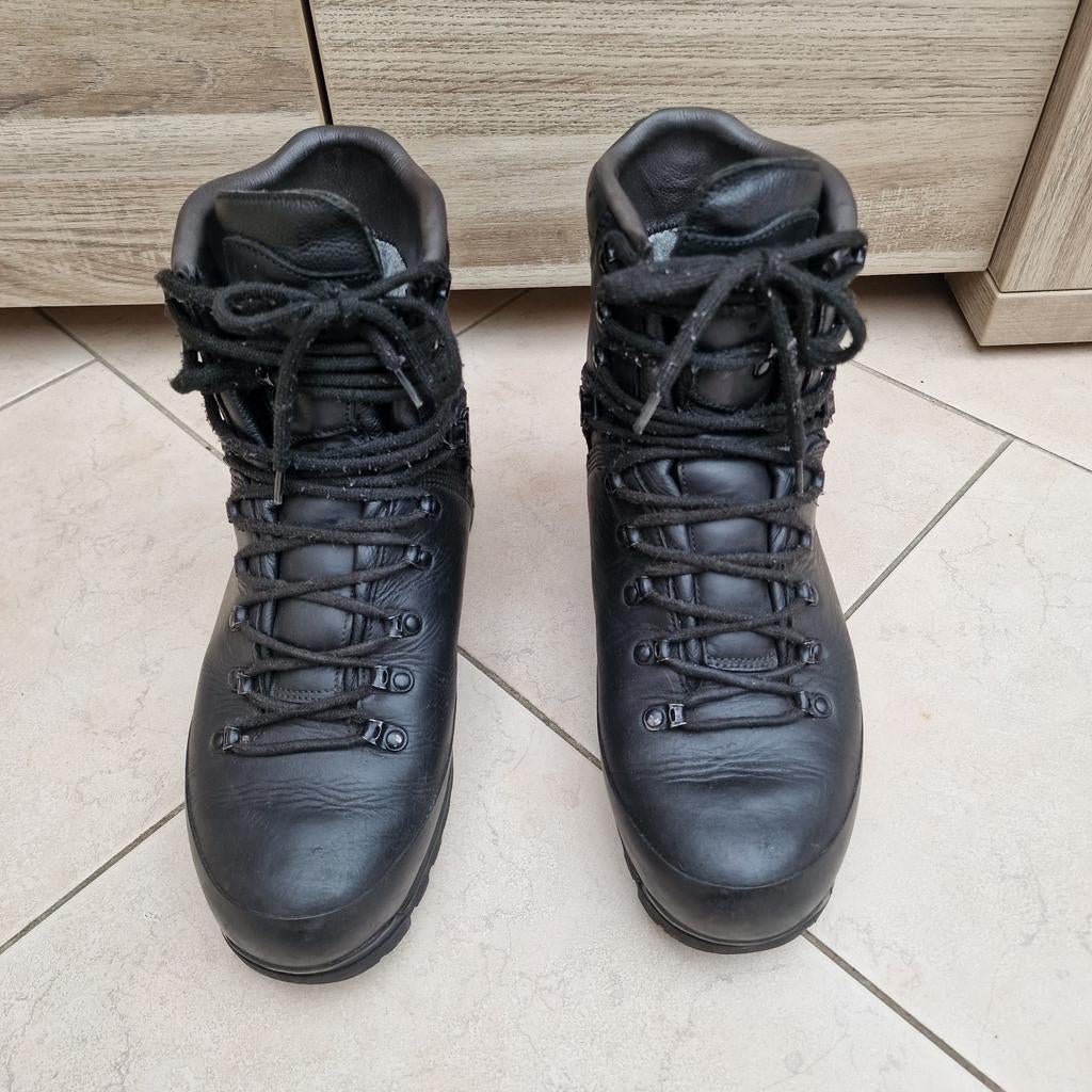 Meindl Island pro 3716-01 maat 280m M1 = +- maat  43  43,5, Sport en Fitness, Bergsport en Wandelen, Ophalen of Verzenden, Gebruikt