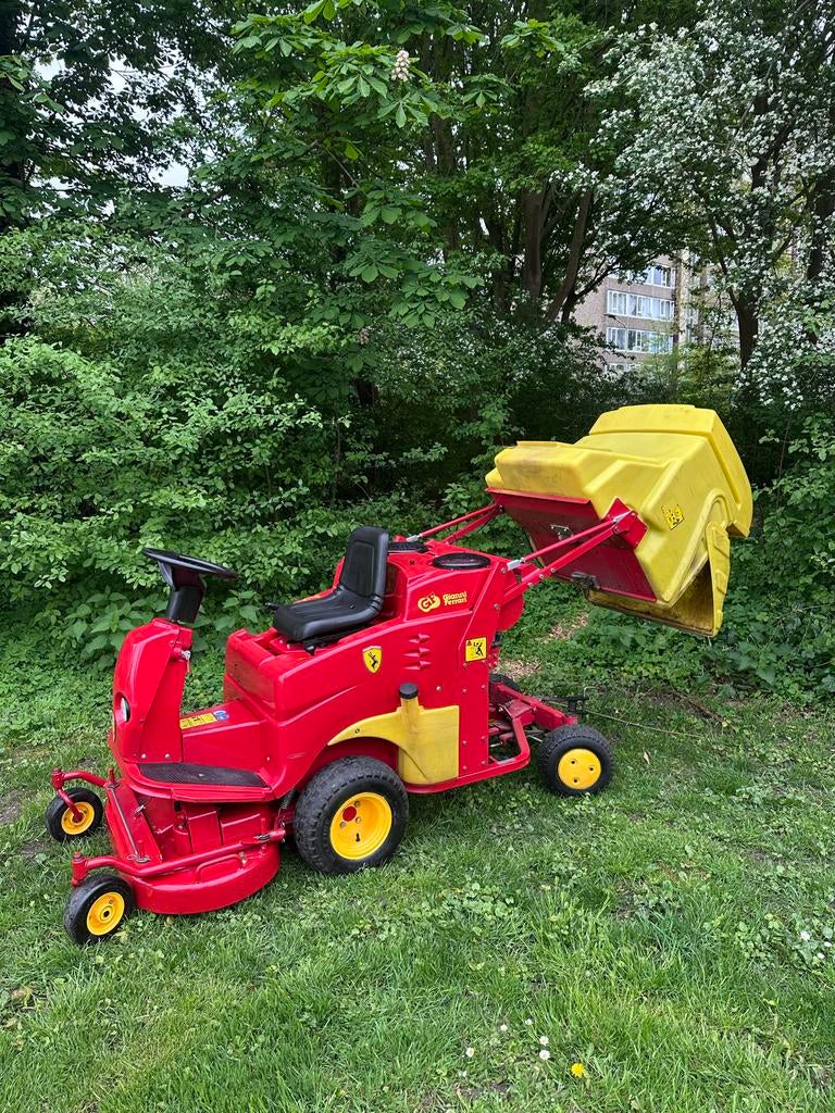 Gianni Ferrari TG Tech zitmaaier hydrostaat – Topstaat, Tuin en Terras, Zitmaaiers, Ophalen, Zo goed als nieuw, Opvangbak, 90 tot 120 cm