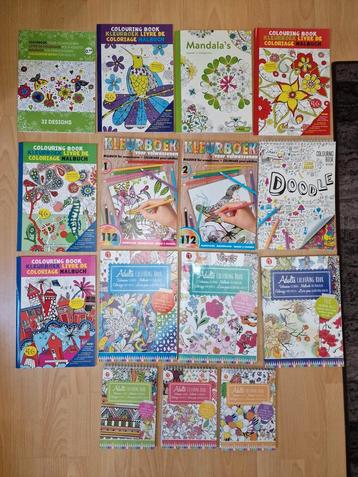 NIEUW 15 X Volwassen Kleurboeken vele dikke boeken ! beschikbaar voor biedingen