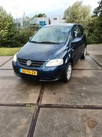 Volkswagen Fox 1.2 40KW 2006 Blauw, Voorwielaandrijving, Stof, 54 pk, Zwart