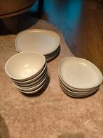 Organisch servies, Huis en Inrichting, Keuken | Servies, Ophalen of Verzenden, Overige stijlen, Bord(en)