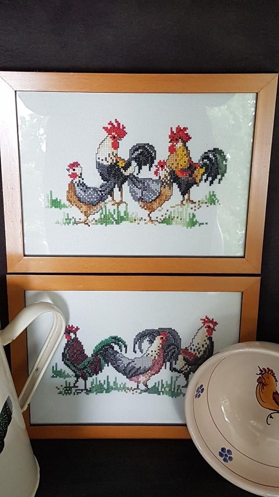 Geborduurde kippen schilderijtjes, Huis en Inrichting, Woonaccessoires | Schilderijen, Tekeningen en Foto's, Ophalen, Minder dan 50 cm
