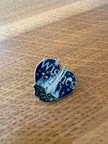 Disney Pin Wishes Cast Lanyard beschikbaar voor biedingen