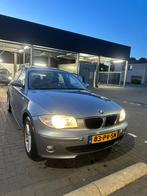 BMW 1-Serie 2.0 120I AUT 2005, Auto's, BMW, 1995 cc, Zwart, 4 cilinders, 1200 kg