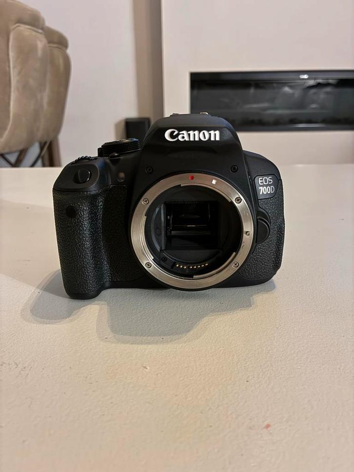 Canon EOS 700D Spiegelreflexcamera, Audio, Tv en Foto, Fotocamera's Digitaal, Gebruikt, Spiegelreflex, Canon, Geen optische zoom