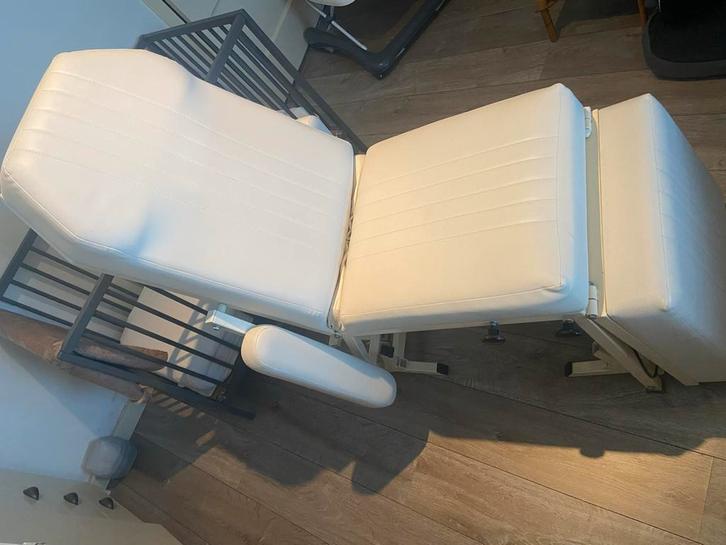 Behandelstoel, kruk en loeplamp - complete set, Sport en Fitness, Gezondheidsproducten en Wellness, Gebruikt, Overige typen, Ophalen